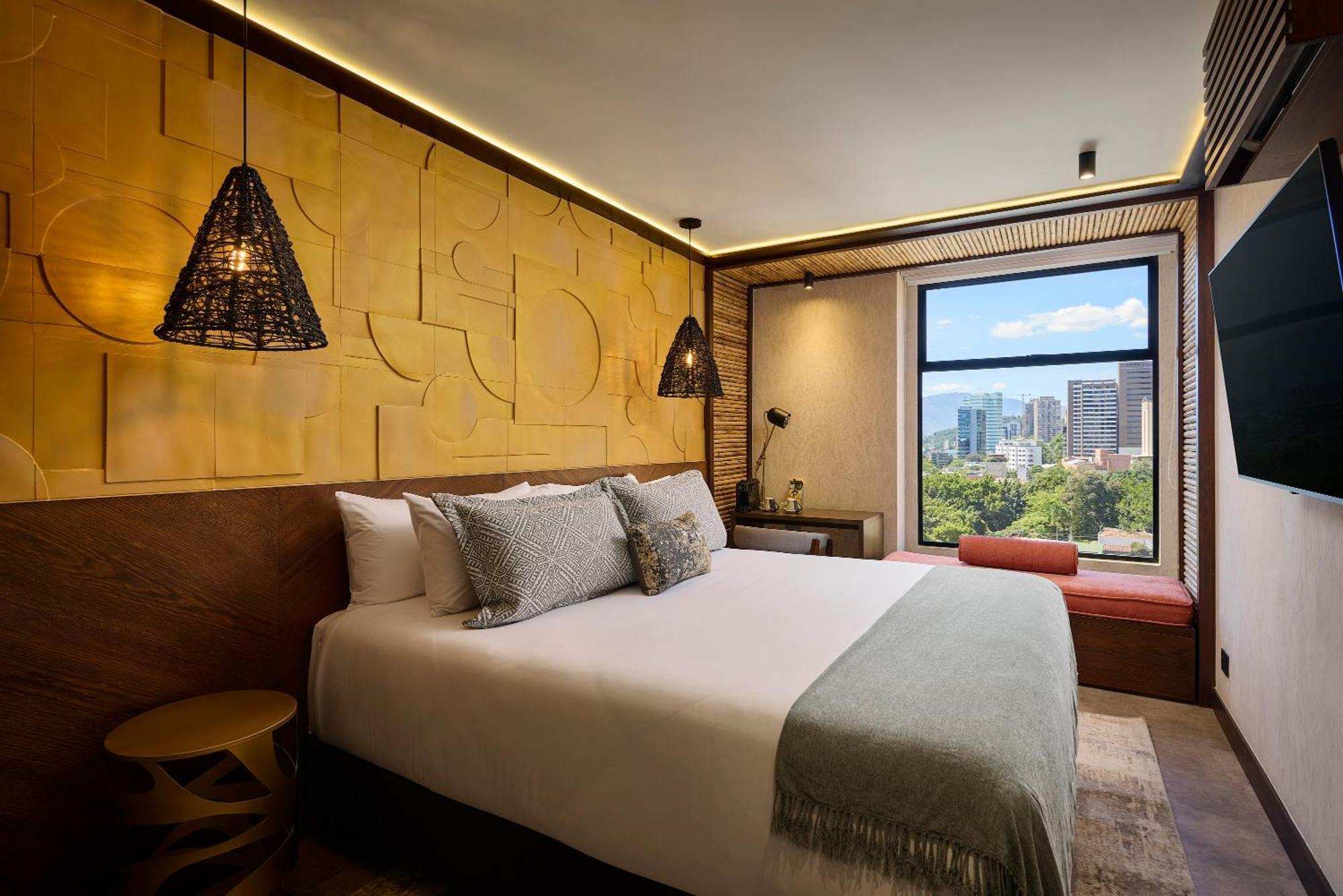 Golden Valley Hotel Медельин Экстерьер фото