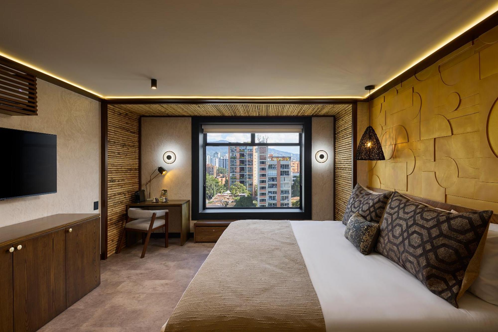 Golden Valley Hotel Медельин Экстерьер фото
